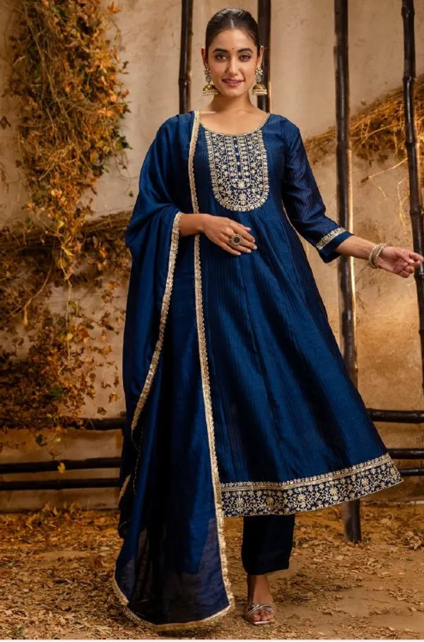 Women__silk_blend_Kurta__Sets_Pant_and__dupatta