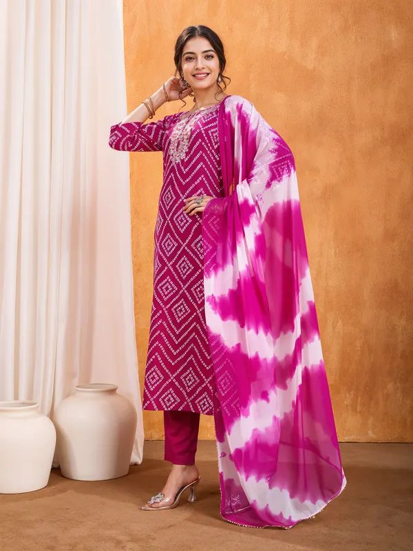 Pink_3_Pc_Traditional_Bandhani_Kurta_Pant_With_Dupatta_Set_Push_Premium_For_Women