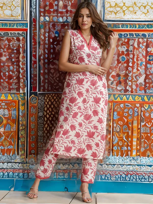 Pink_And_White_Women_Leaf_Print_2-Piece_Co-Ord_Set_Push_Premium_For_Women