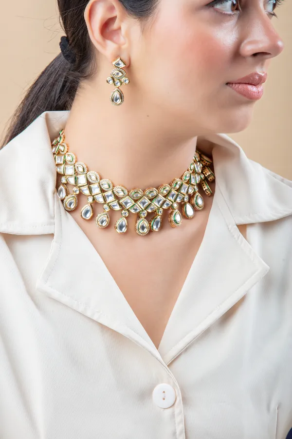 Silver_&_Golden_Metal_Elegant_&_Premium_Earring_&_Necklace_Set_For_Women_&_Girls