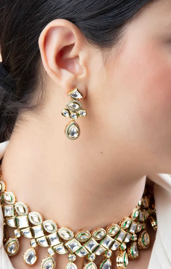 Silver_&_Golden_Metal_Elegant_&_Premium_Earring_&_Necklace_Set_For_Women_&_Girls