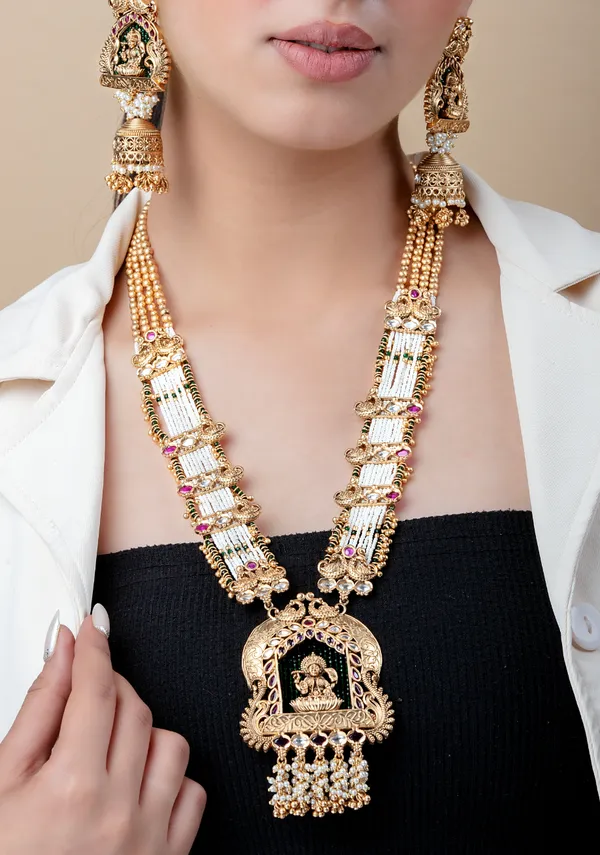 Black_,_White_&_Golden_Metal_Elegant_&_Premium_Earring_&_Necklace_Set_For_Women_&_Girls