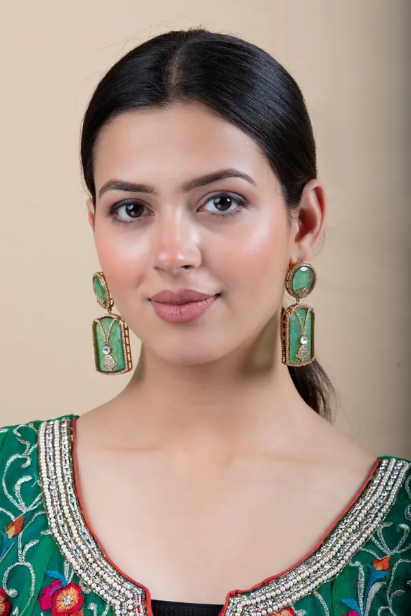 Green_Metal_Elegant_&_Premium_Earring_For_Women_&_Girls
