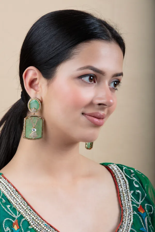 Green_Metal_Elegant_&_Premium_Earring_For_Women_&_Girls