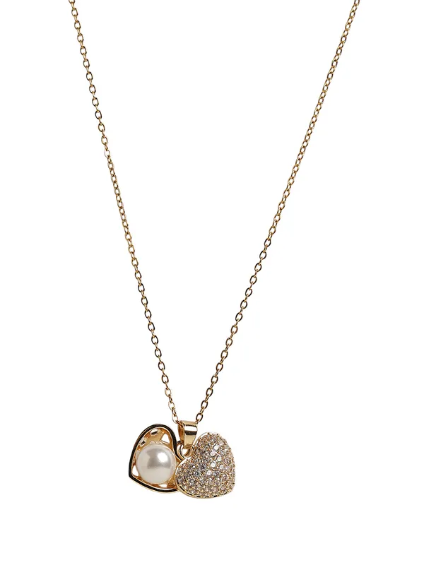 Heart_shaped_studded_Pendant_with_chain_For_Women_&_Girls