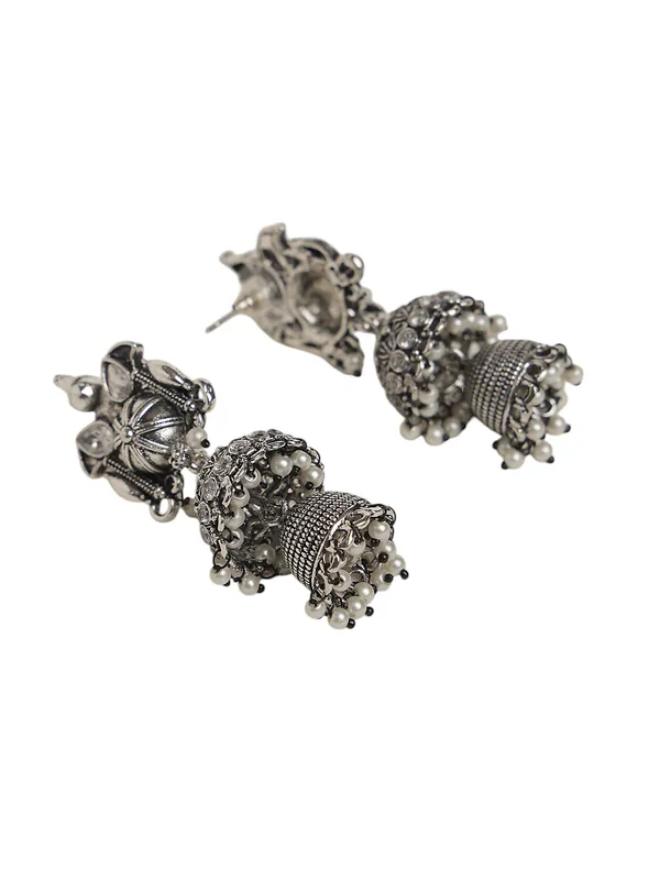 Traditional_oxidized_silver_jhumka-style_earring,_rich_in_ethnic