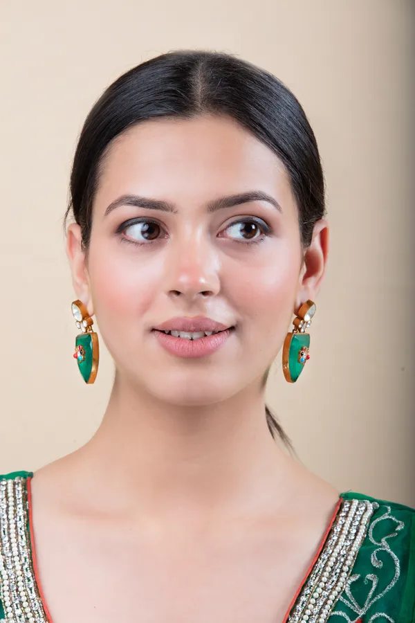 Multicolor_Metal_Elegant_&_Premium_Earring_For_Women_&_Girls