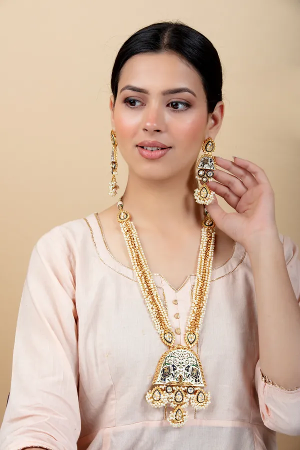 Multicolor_Metal_Elegant_&_Premium_Earring_&_Necklace_Set_For_Women_&_Girls