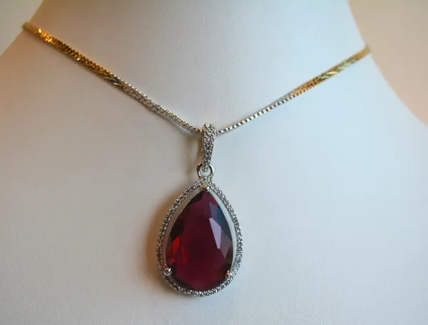 Red_Pendent_Set_For_Women_&_Girls