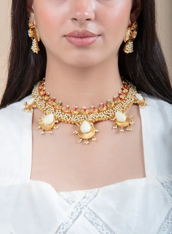 White_,_Pink_&_Golden_Metal_Elegant_&_Premium_Earring_&_Necklace_Set_For_Women_&_Girls