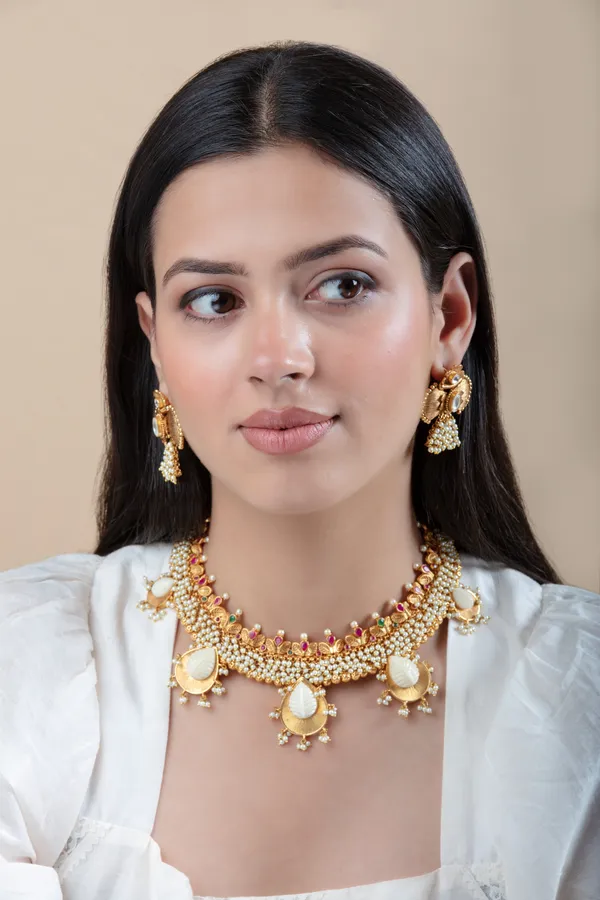White_,_Pink_&_Golden_Metal_Elegant_&_Premium_Earring_&_Necklace_Set_For_Women_&_Girls