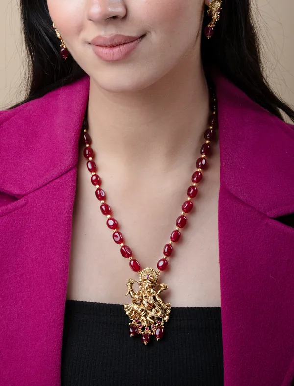 Maroon_&_Golden_Metal_Elegant_&_Premium_Earring_&_Necklace_Set_For_Women_&_Girls