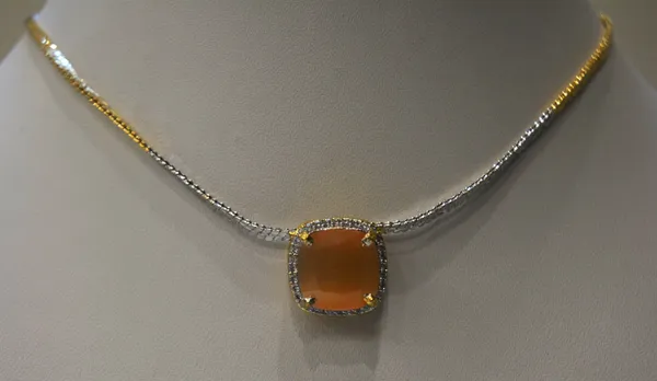Pendent_Set_with_Dual_tone_Chain.