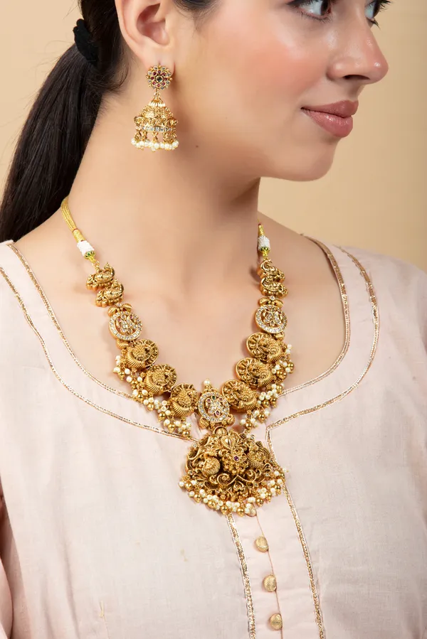White_&_Golden_Metal_Elegant_&_Premium_Earring_&_Necklace_Set_For_Women_&_Girls