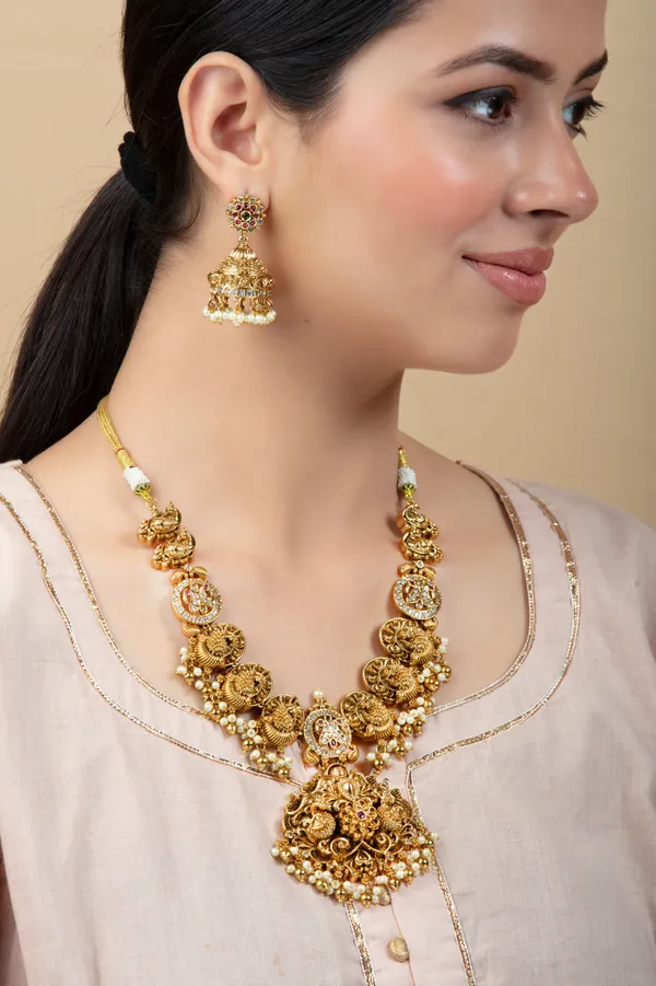 White_&_Golden_Metal_Elegant_&_Premium_Earring_&_Necklace_Set_For_Women_&_Girls