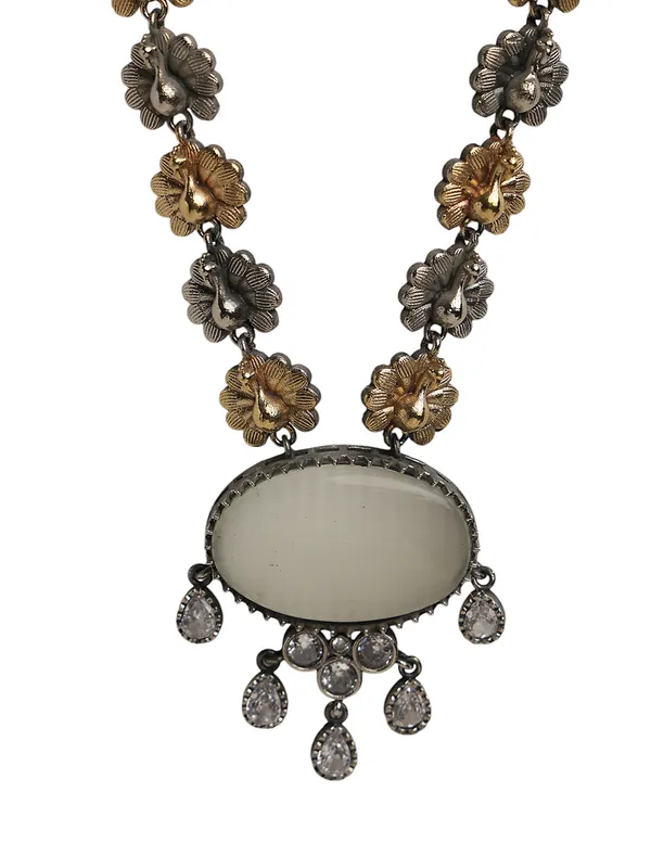 Gold_Silver_Flower_White_stone_Neckwear_with_Earrings_For_Women_&_Girls

