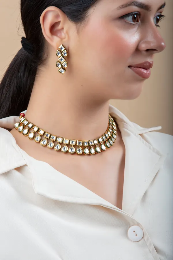 Silver_&_Golden_Metal_Elegant_&_Premium_Earring_&_Necklace_Set_For_Women_&_Girls
