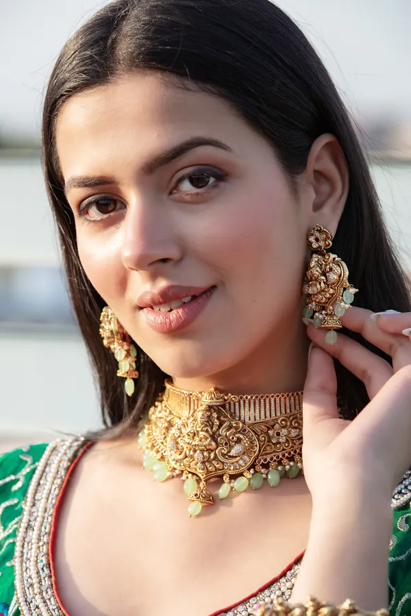 Green_,_Golden_&_White_Metal_Elegant_&_Premium_Earring_&_Necklace_Set_For_Women_&_Girls