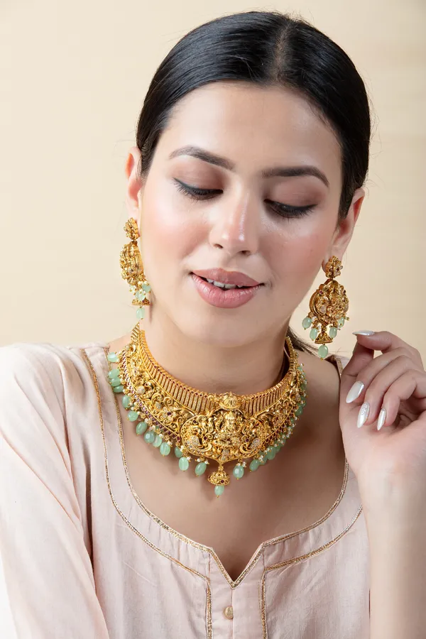 Green_,_Golden_&_White_Metal_Elegant_&_Premium_Earring_&_Necklace_Set_For_Women_&_Girls