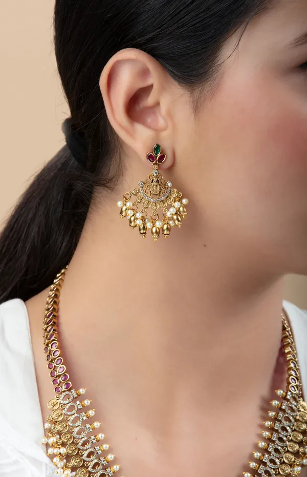 White_,_Golden_&_Silver_Metal_Elegant_&_Premium_Earring_&_Necklace_Set_For_Women_&_Girls