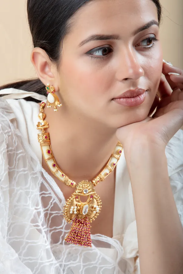Red_,_White_&_Golden_Metal_Elegant_&_Premium_Earring_&_Necklace_Set_For_Women_&_Girls