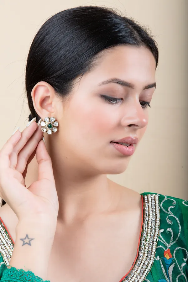 Green_Metal_Elegant_&_Premium_Earring_For_Women_&_Girls