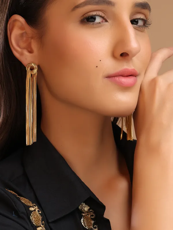 Gold_Plated_style,_bold_and_Stainless_Steelel_earrings_For_Women_&_Girls