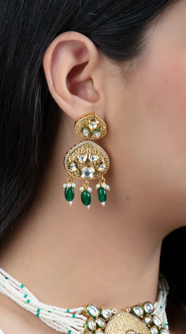 Green_&_White_Metal_Elegant_&_Premium_Earring_&_Necklace_Set_For_Women_&_Girls