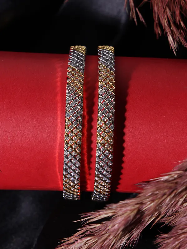 Pair_of_Elegant_Stone-Studded_Bangles_For_Women_&_Girls