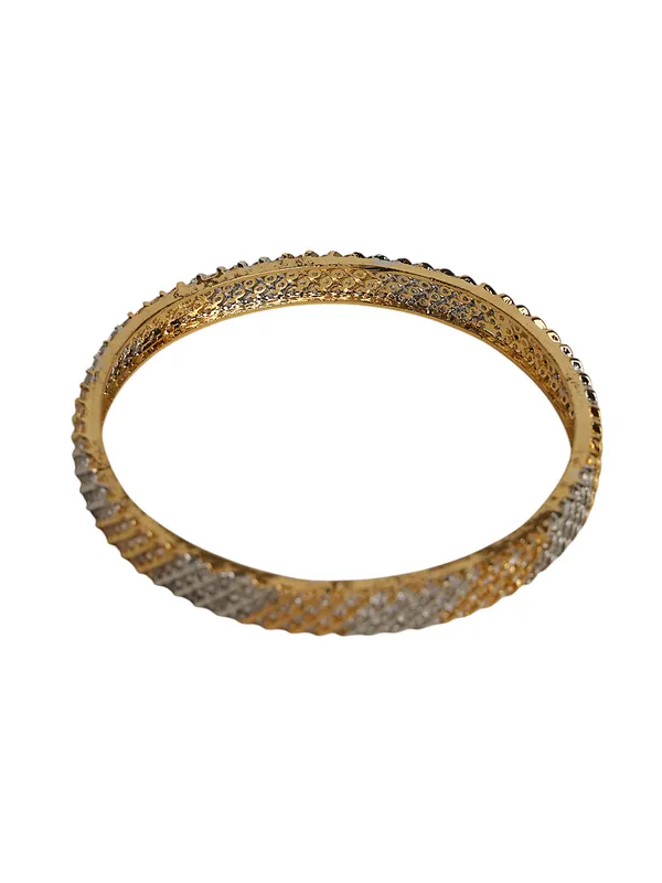 Pair_of_Elegant_Stone-Studded_Bangles_For_Women_&_Girls