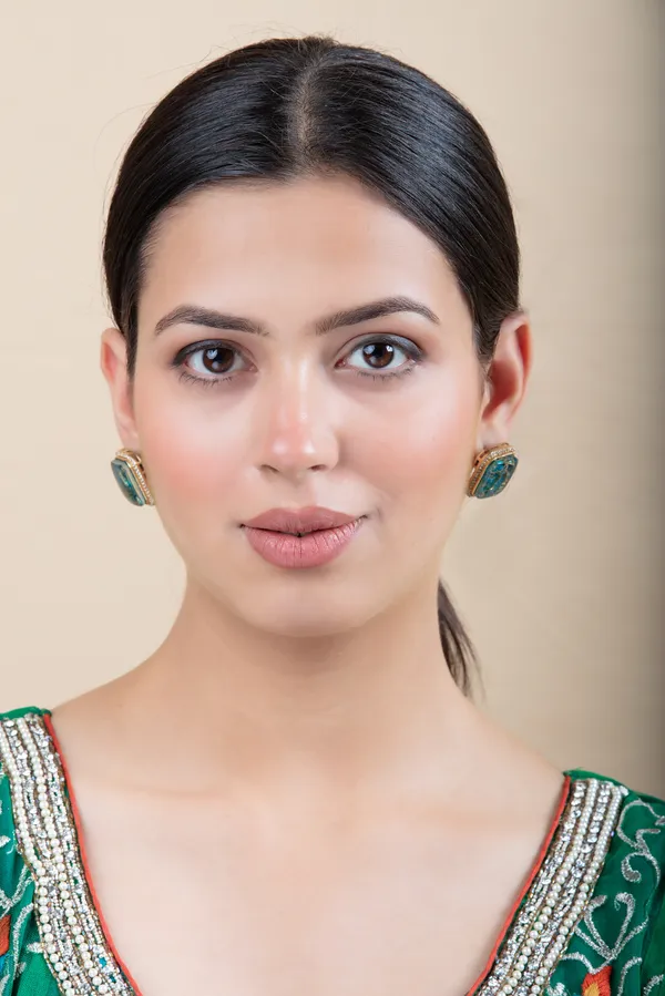 Green_Metal_Elegant_&_Premium_Earring_For_Women_&_Girls