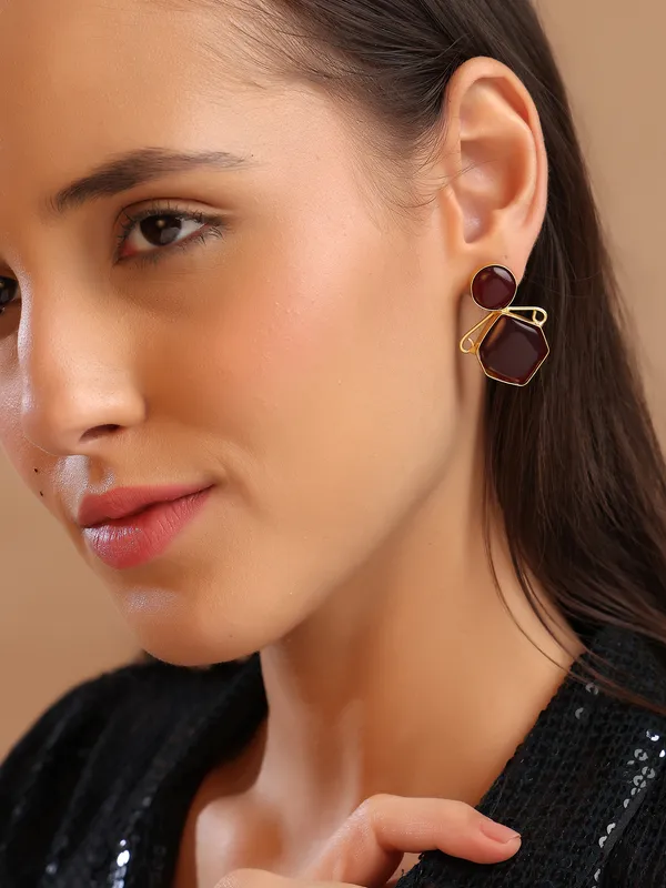 Beautiful_Red_stone_Earrings_Gold_Plated_For_Women_&_Girls