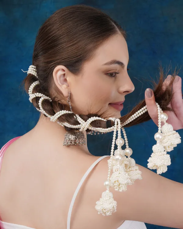Mogra_-_Pearl_Flower_Parandi_(Pack_of_1)_(20-22_inch)