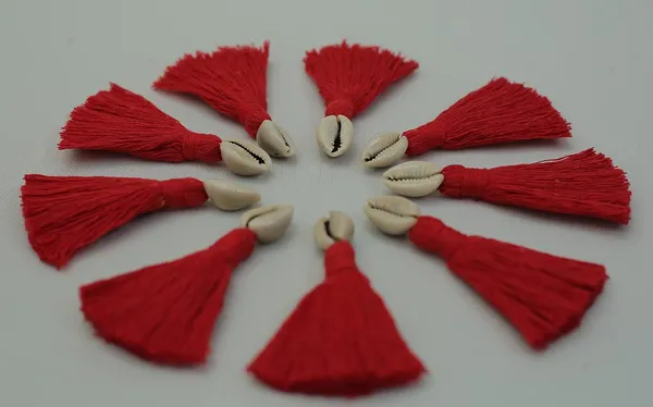 Red_Mini_Cotton_Handmade_Tassels_With_Cowrie_Shells_,__Pack_Of_10