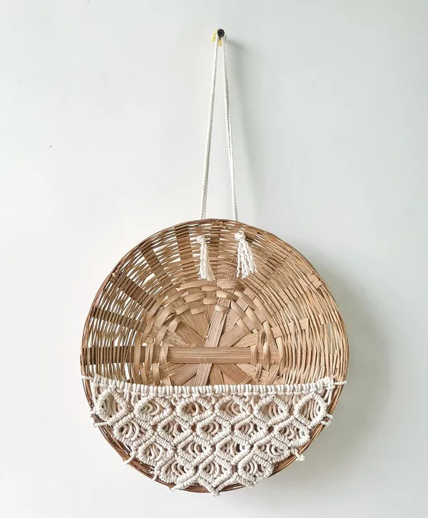 Off-White_Tulip_Handmade_Cotton_Macrame_Basket_for_Plants,_Garden_&_Home_Decor