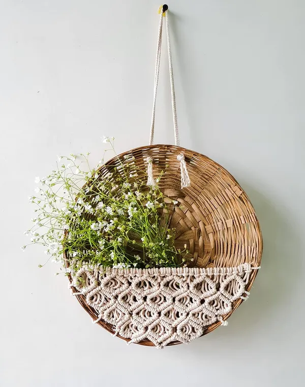 Off-White_Tulip_Handmade_Cotton_Macrame_Basket_for_Plants,_Garden_&_Home_Decor