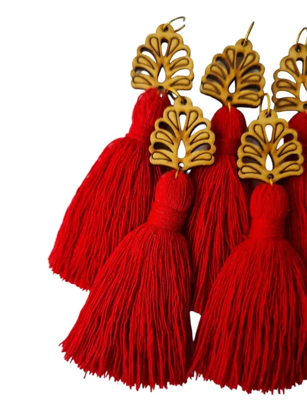 Red_Mini_Cotton_Handmade_Tassels_with_wooden_leaf,_Pack_of_10