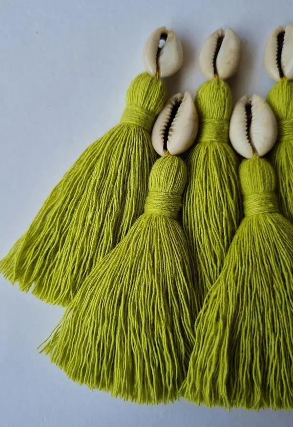 Olive_Green_Mini_Cotton_Handmade_Tassels_With_Cowrie_Shells_,__Pack_Of_10