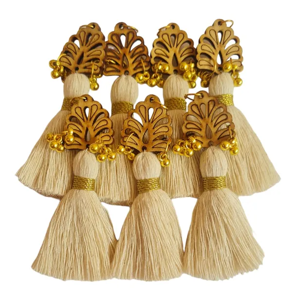 Off-White_Cotton_Handmade_Mini_Tassels_With_Wood_Leaf_&_Ghungroo_,_Pack_Of_10
