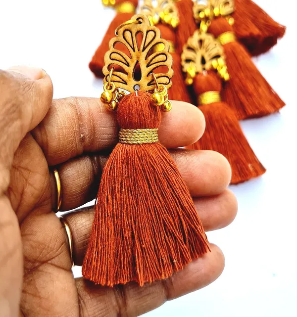 Rust_Brown_Cotton_Handmade_Mini_Tassels_With_Wood_Leaf_&_Ghungroo_,_Pack_Of_10
