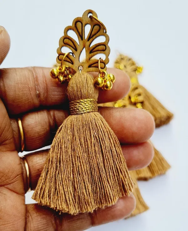 Dark_Beige_Cotton_Handmade_Mini_Tassels_With_Wood_Leaf_&_Ghungroo_,_Pack_Of_10