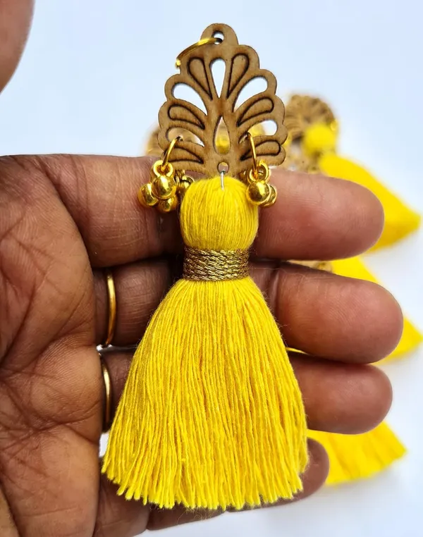 Bright_Yellow_Cotton_Handmade_Mini_Tassels_With_Wood_Leaf_&_Ghungroo_,_Pack_Of_10
