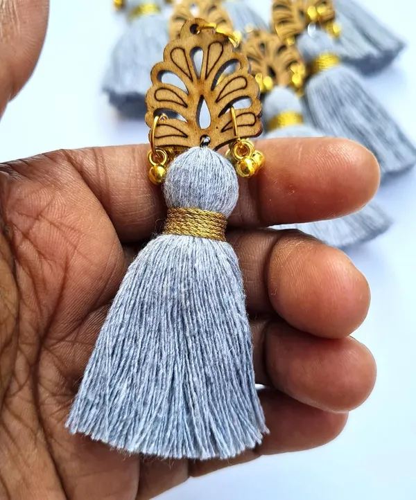 Grey_Cotton_Handmade_Mini_Tassels_With_Wood_Leaf_&_Ghungroo_,_Pack_Of_10