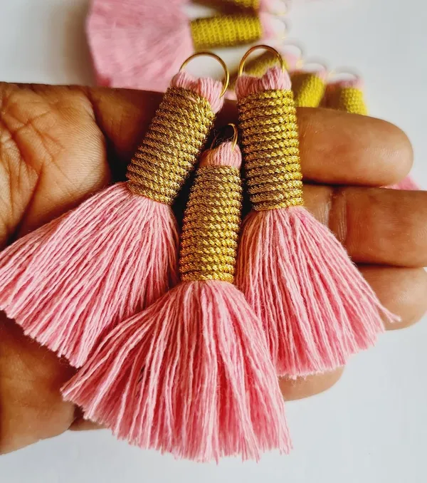Handmade_Mini_Cotton_Tassels_with_Zari_Winding,_Pack_of_10_(_Baby_Pink)