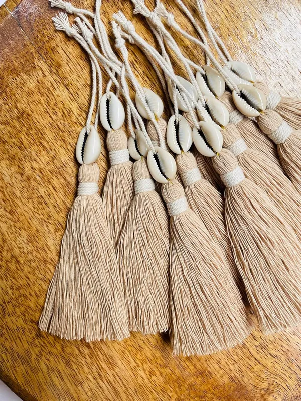 Long_Handmade_Cotton_Tassels_with_Cowrie_Shells_for_DIY_&_Crafts_Project,_Pack_of_10_(Light_Beige)