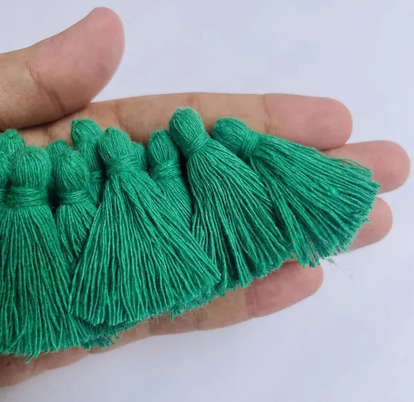 Plain_Solid_Micro_1.5_inch_Cotton_Tassels_for_Saree/Dupatta/Runners_&_DIY_Projects_(Dark_Green_,_Pack_of_25_pcs)