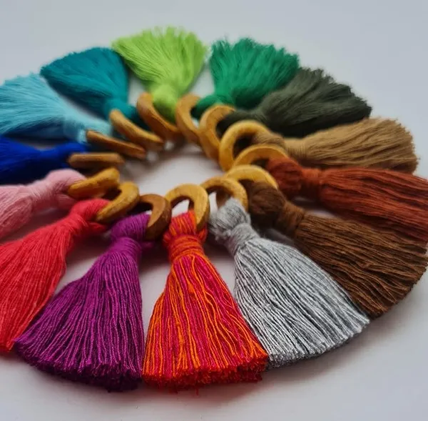 Mini_Cotton_Tassels_with_wooden_rings_for_Saree/Blouse/Dupatta/DIY/Decor,_Pack_of_10_()