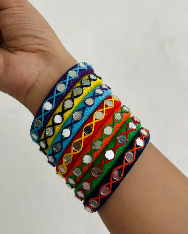 Darpan_-_Handmade_Bangles_(Stack_of_7)