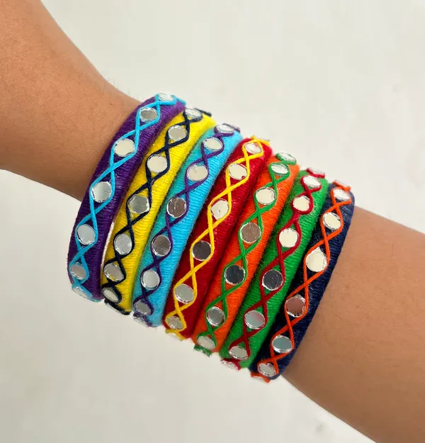 Darpan_-_Handmade_Bangles_(Stack_of_7)
