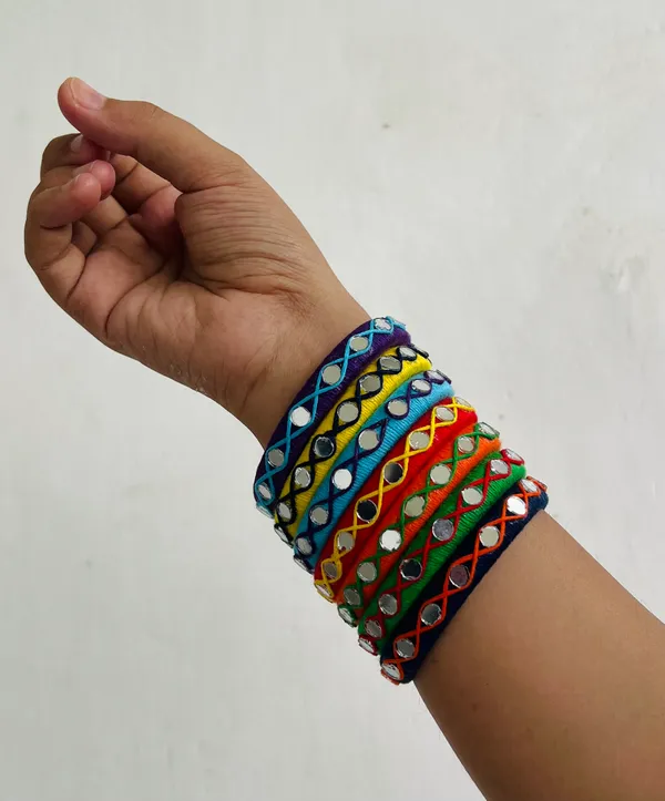 Darpan_-_Handmade_Bangles_(Stack_of_7)